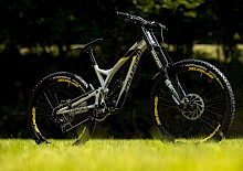 NEU: Commencal Surpreme 4.2