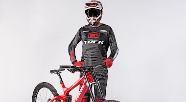 Introducing: Treks neues Factory Racing Downhill Team!