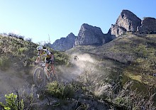 Epicness beim Cape Epic: Das anspruchsvollste MTB Rennen der Welt im Livestream!