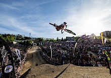 iXS Dirt Masters - Ratboy, The Deakinator, Whipmer und Co. begeistern Rekordkulisse