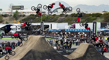 Andy Buckworth gewinnt BMX Best Trick bei der BMX Triple Challenge