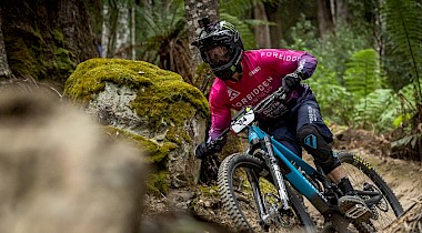 Connor Fearon belegt beim UCI Enduro World Cup in Maydena den dritten Platz