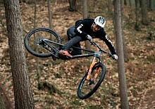 Atherton launcht erstes Enduro Bike