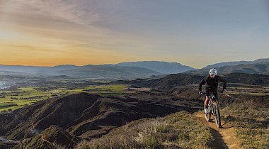 RAZE. MONDRAKER’S TRAIL BIKE