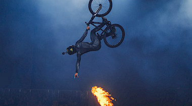 Das verrückteste Showspektakel der Welt: Masters of Dirt & YouTube Superstar Fabio Wibmer