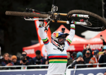 VALENTINA HÖLL UND LOÏC BRUNI GEWINNEN AUFTAKT DES UCI DOWNHILL WORLD CUP IN FORT WILLIAM